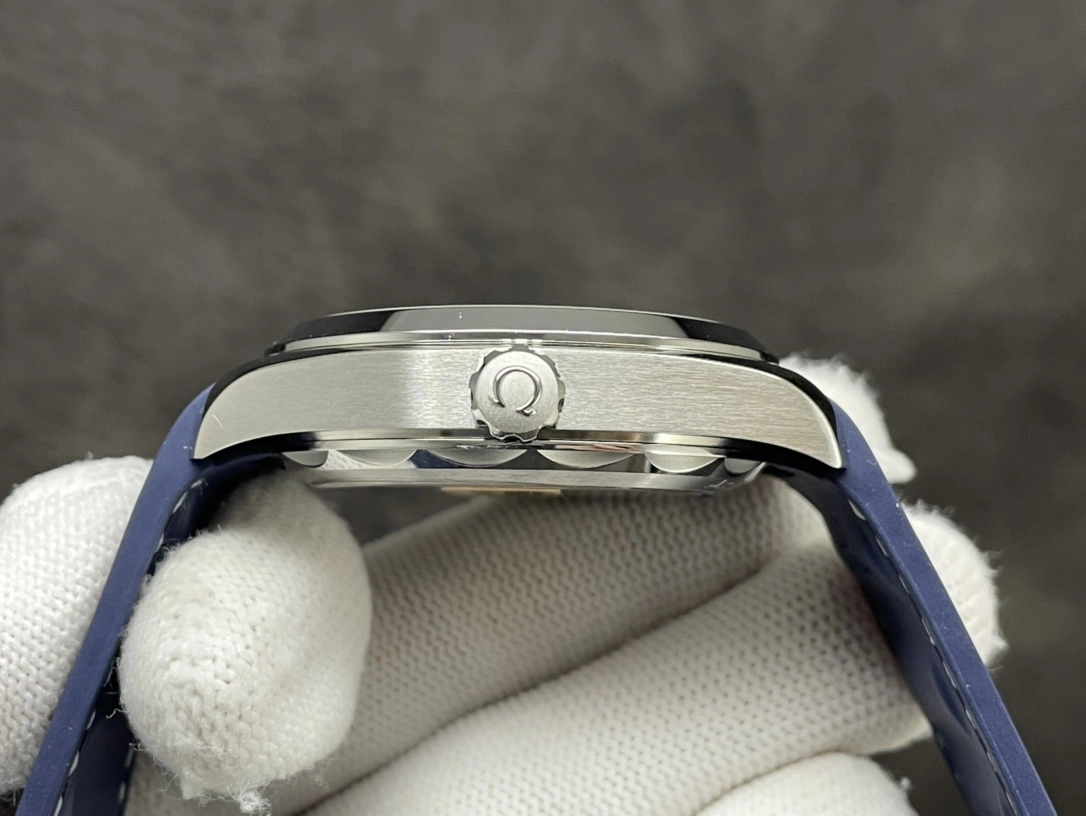CBD Factory Omega Seamaster Aqua Terra 150M 41mm Blue Dial Blue Rubber (220.12.41.21.03.002) 1:1 Super Clone -DD8900 Movement SmoothTexture 260